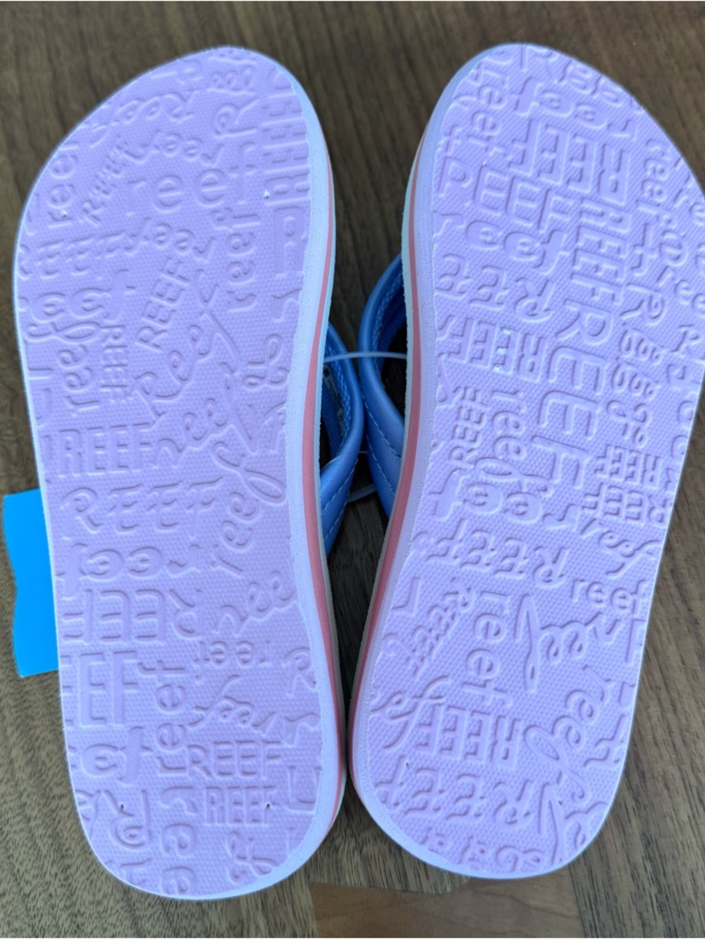 Bundle of 2 Flip Flops. Size Kid’s 13. Juicy Couture and Reef - Picture 16 of 17